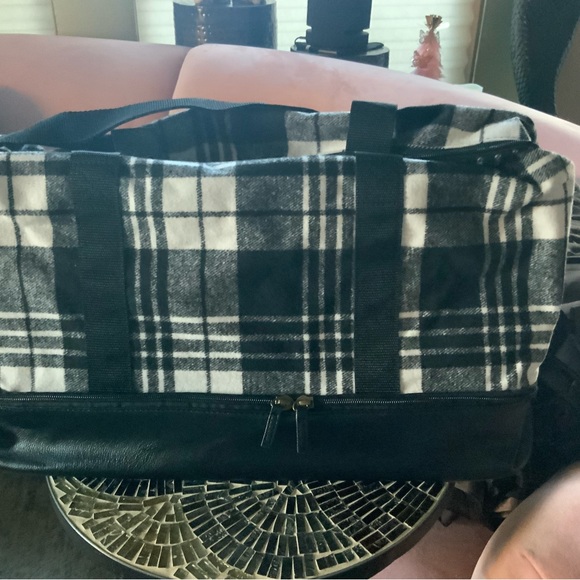 DSW black/white Plaid Weekender Bag - Picture 7 of 10